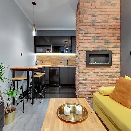 Dlugi Targ Apartment *